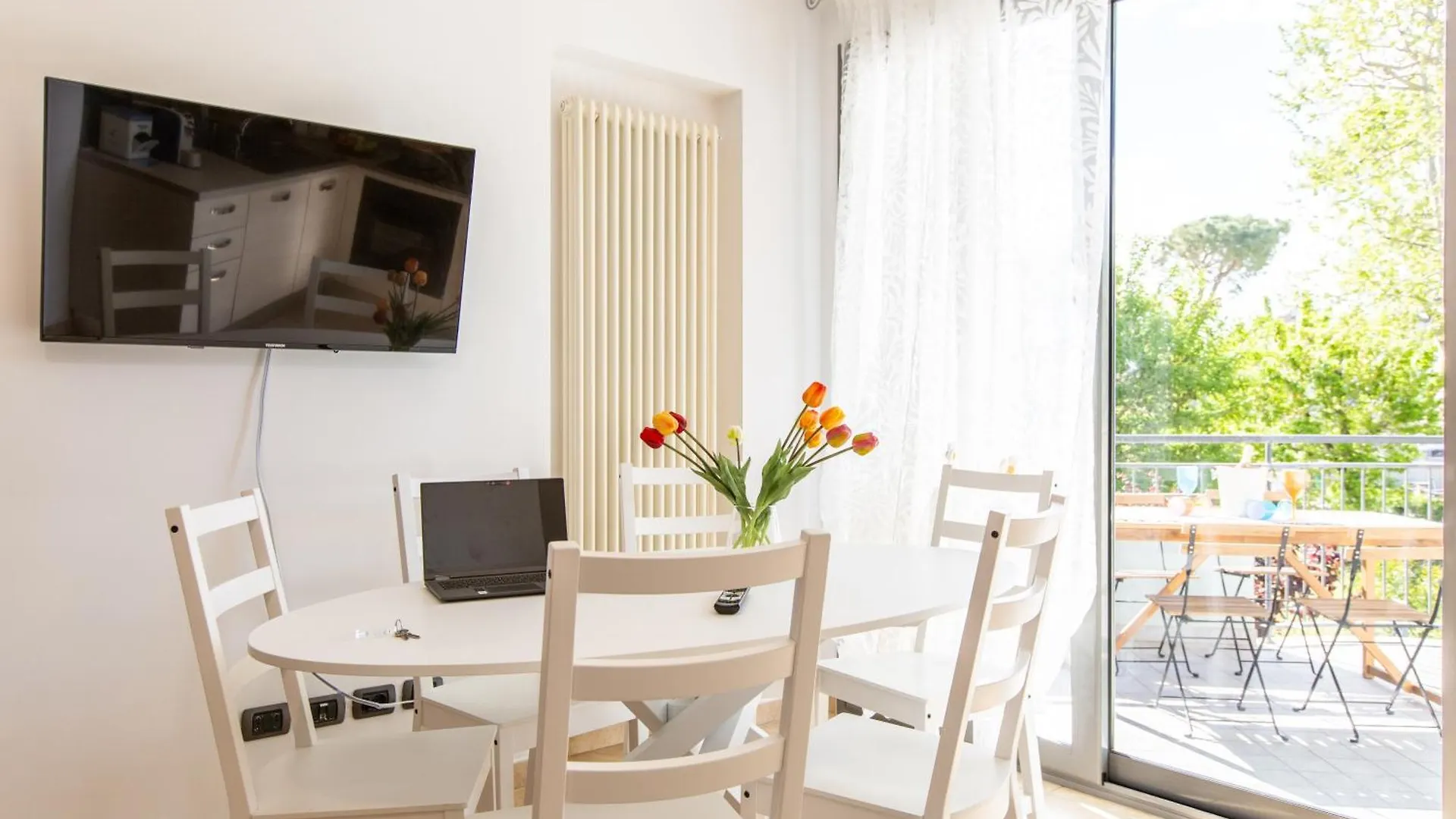 Appartamenti Desi Riccione Apartament